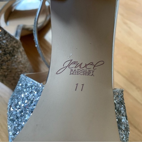 Jewel Badgley Mischka Silver Glitter Strappy Cook Heels/Pumps size 11 - Picture 11 of 11